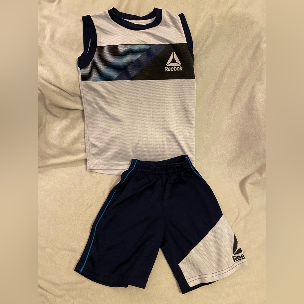 Reebok Boys Size 5 Navy/Blue/White Outfit (Tank Top/Shorts)!